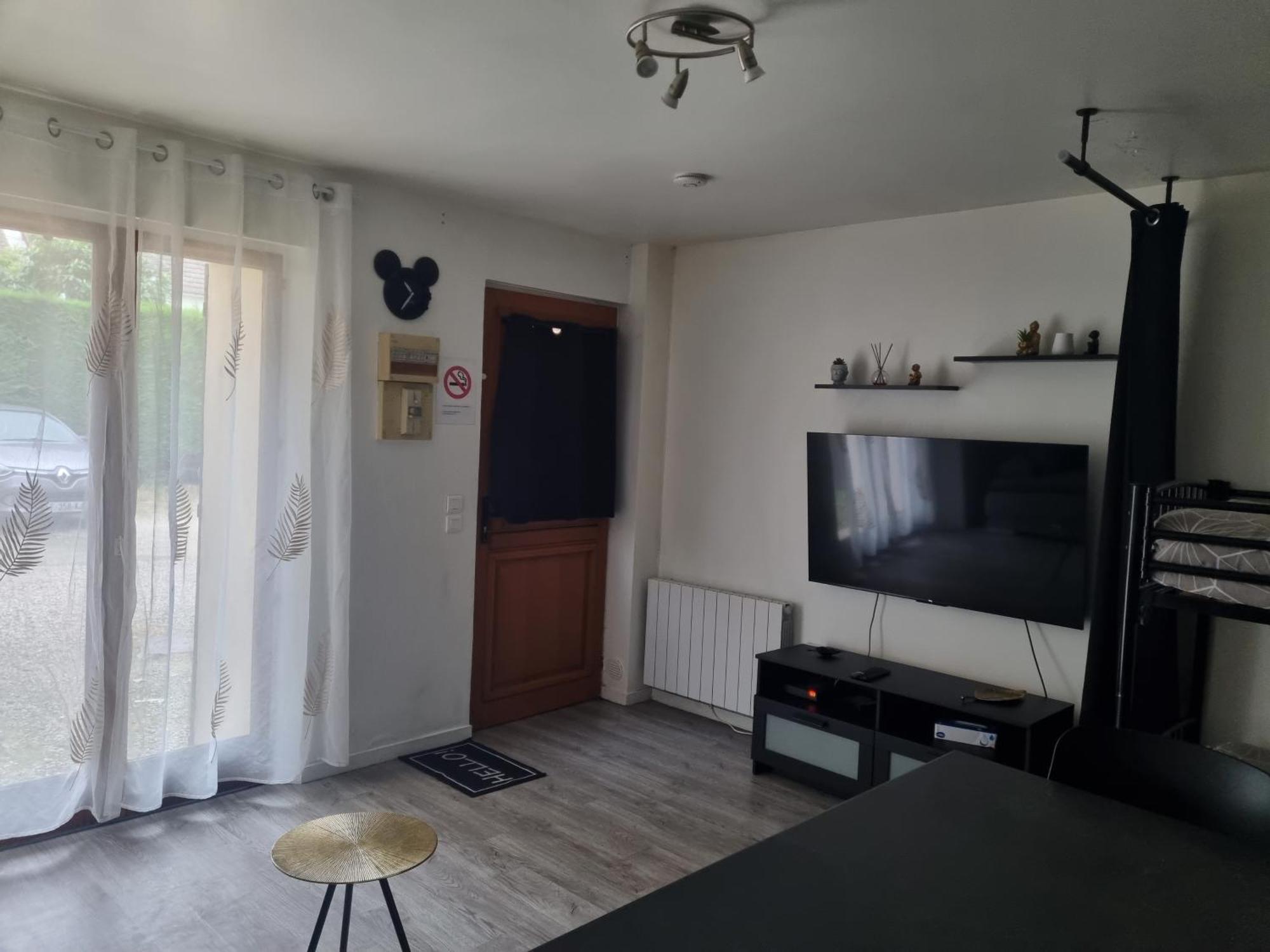 Studio A 2 Pas De Disneyland Esbly Exterior photo